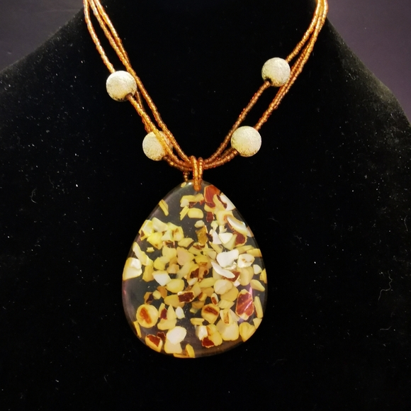 Vintage Abalone in Lucite Necklace Pendant - Picture 4 of 16